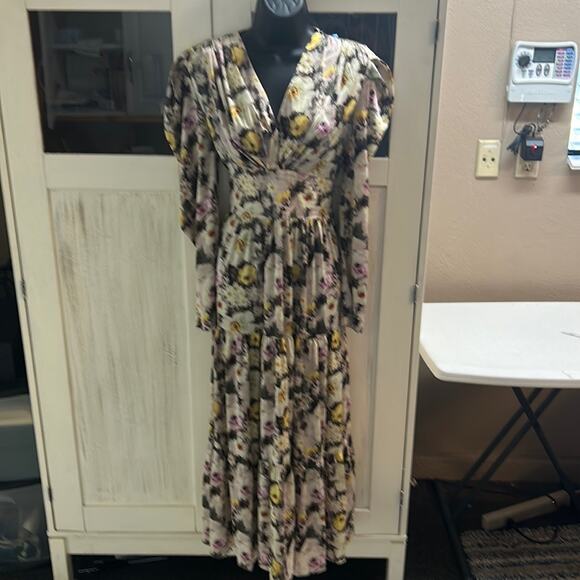 NWT Beulah Maxi Floral Dress - Picture 1 of 6